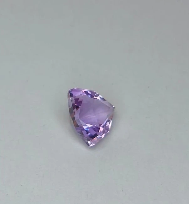 6.39ct Beautiful Natural Amethyst Trillion Cut Faceted Loose Gemstones from Brazil — view 2